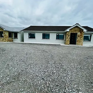 Ocean View House -connemarra Holiday home